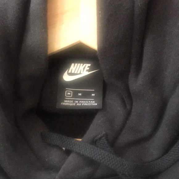 Nike sweater - Picture 4 of 4